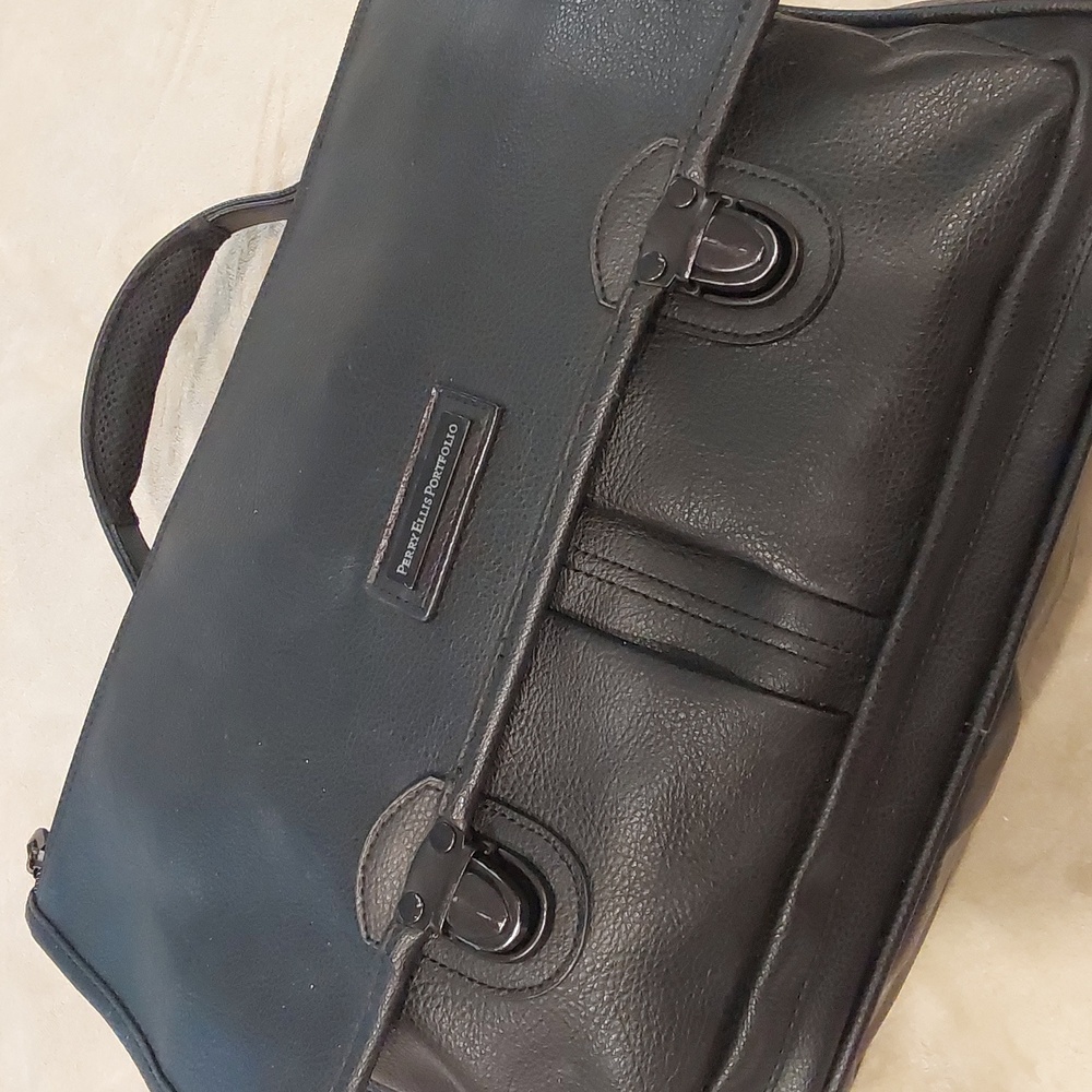 Perry Ellis Black Leather Portfolio Mens Breifcase - Picture 4 of 16